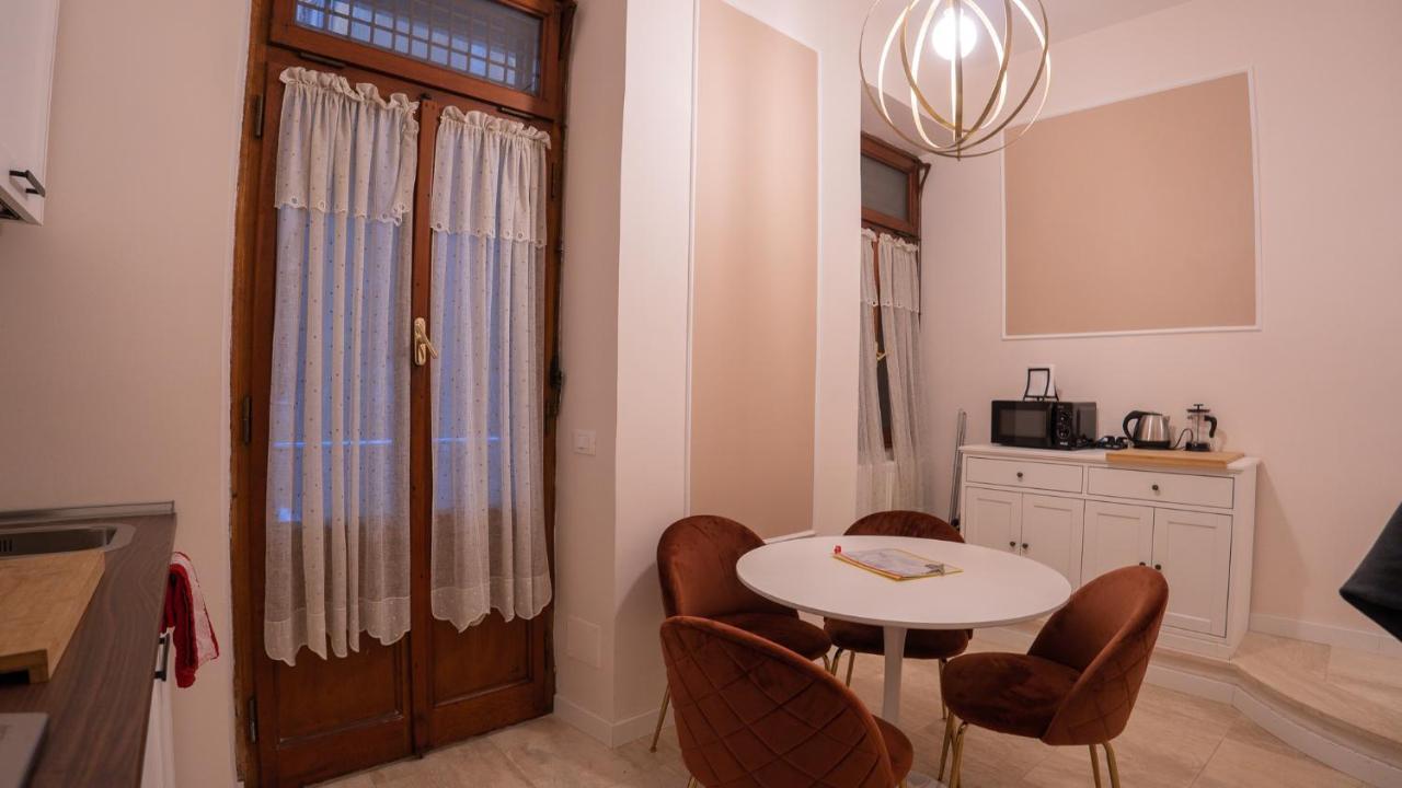 Sistina Apartments Rome Bagian luar foto