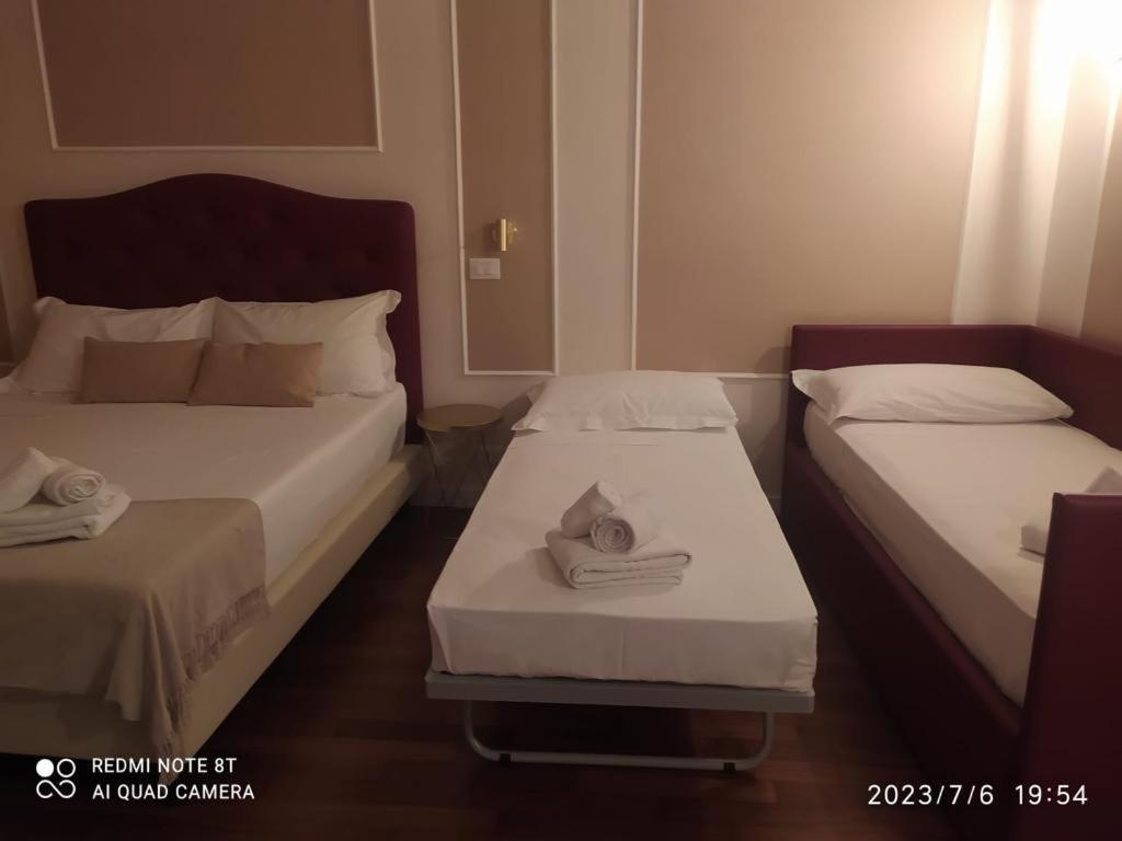 Sistina Apartments Rome Bagian luar foto